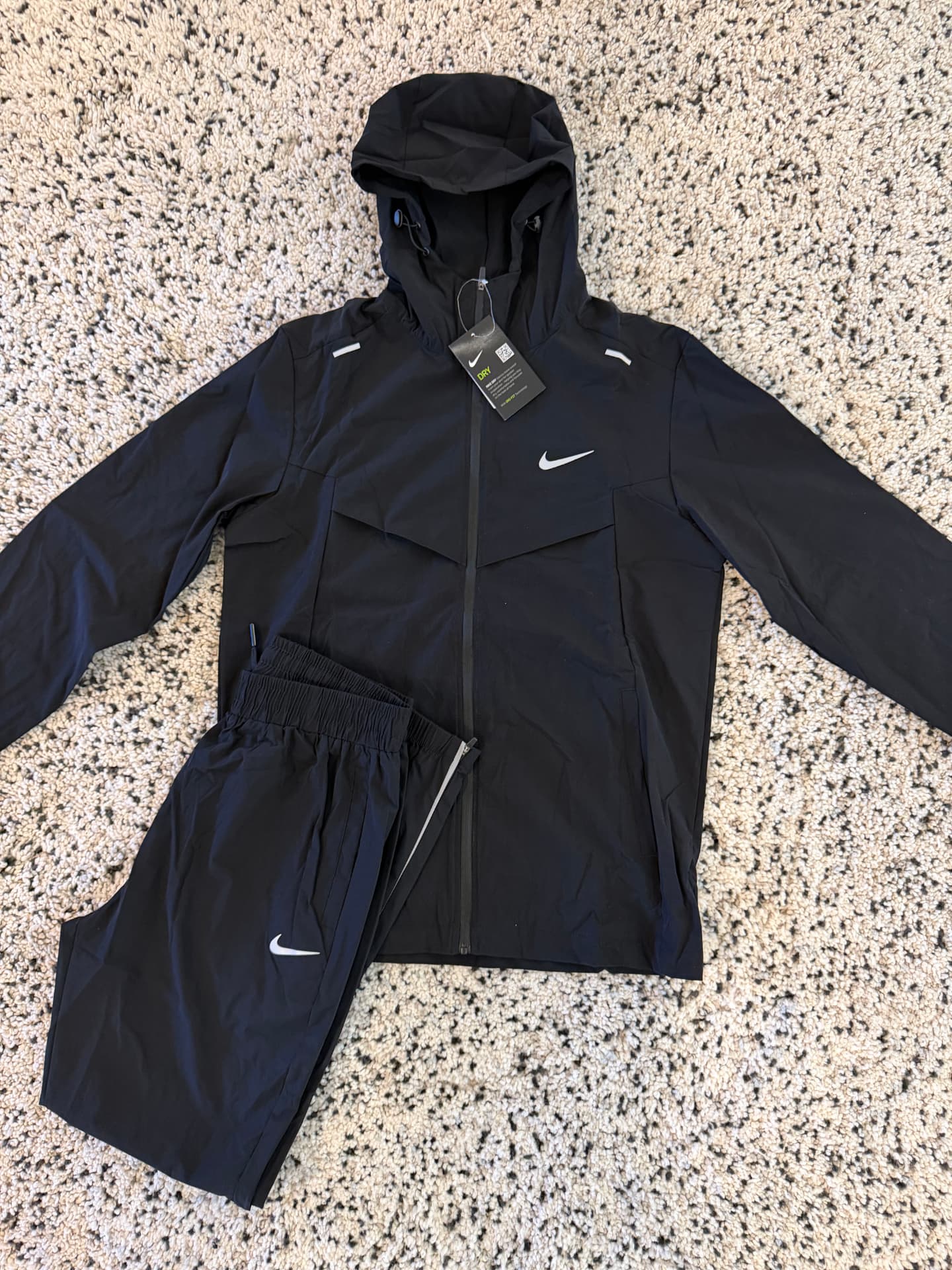 Nike Windrunner treningsdress – sort